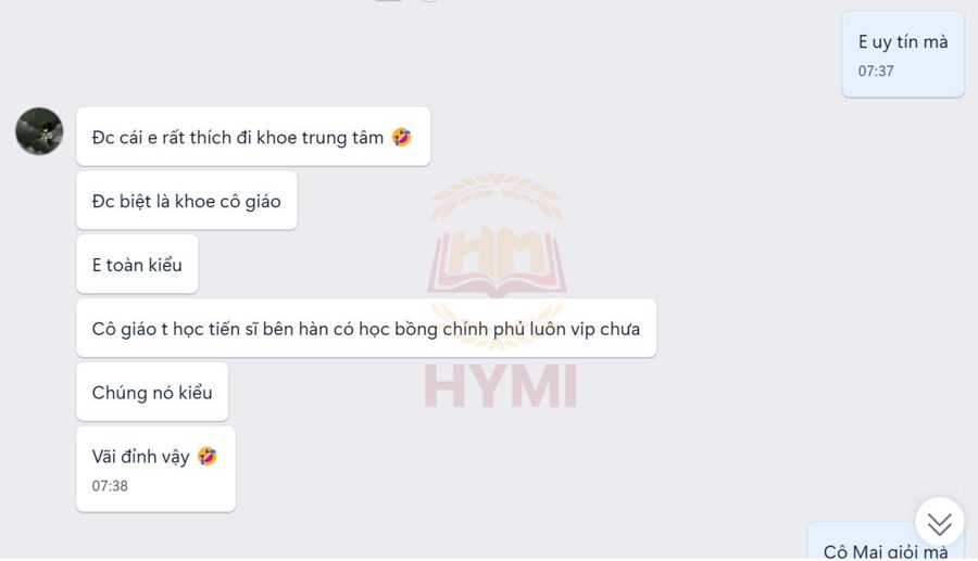 Tin nhắn học viên khen trung tâm và cô giáo