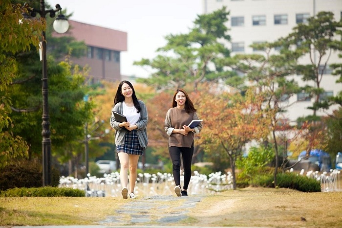 Các kỳ nhập học tiếng Hàn tại trường đại học, cao đẳng