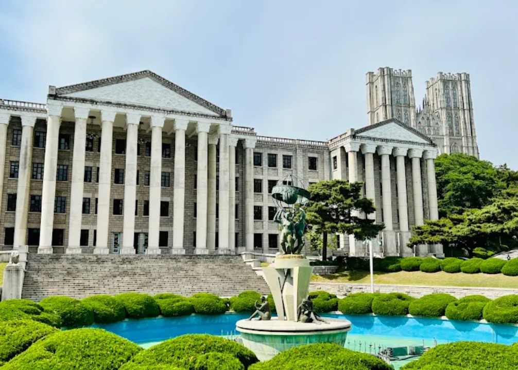 Trường ở Seoul và trường ngoài Seoul: Khác biệt thực tế về học tập, sinh hoạt và việc làm