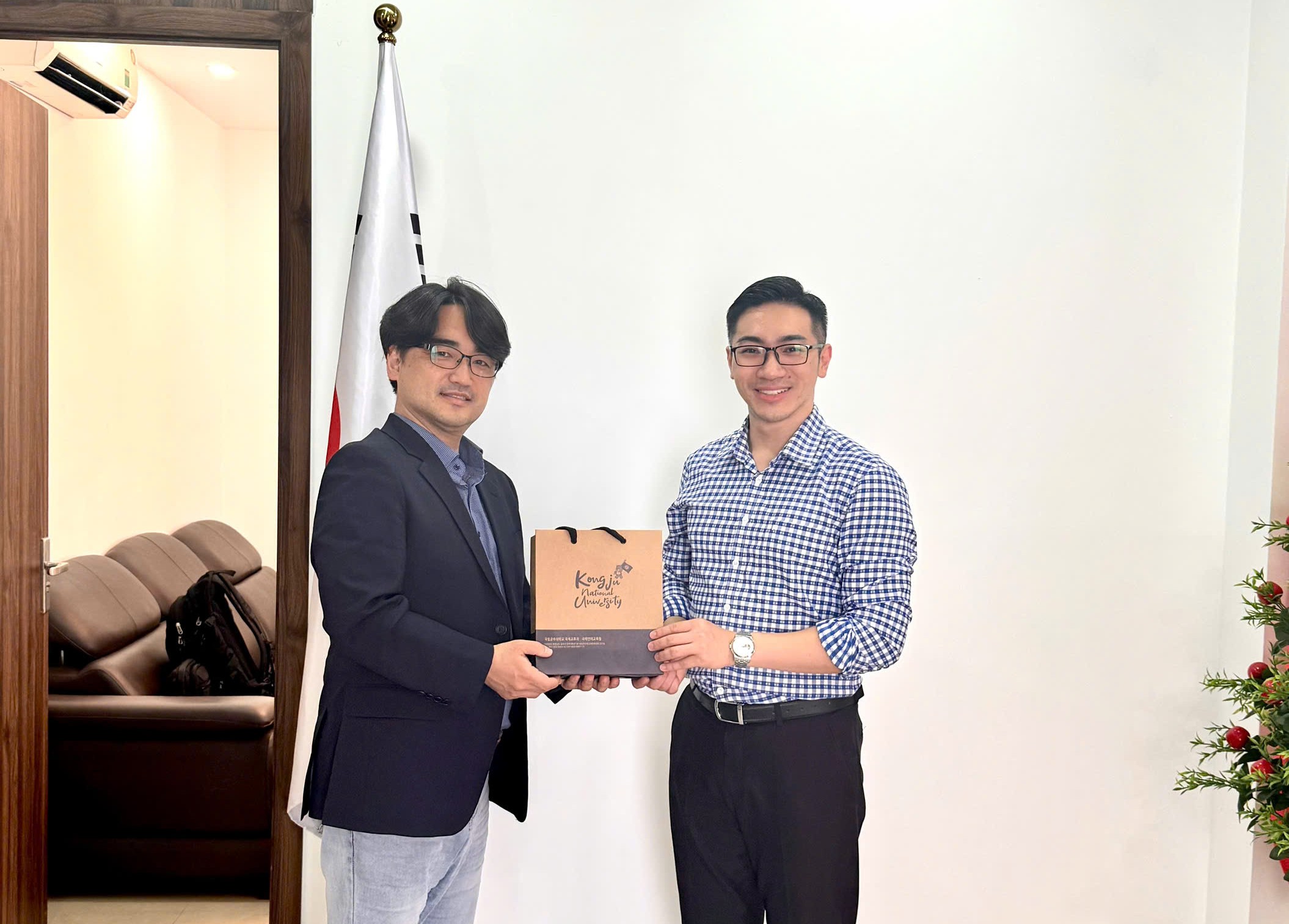 Du học Hymi ký kết hợp tác trực tiếp với các trường đại học cao đẳng Hàn Quốc 6