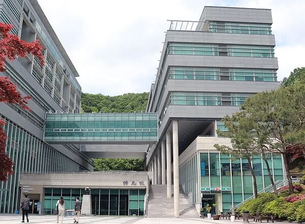Tuyển sinh Thạc sĩ Đại học Joongbu kỳ tháng 3/2027: Chương trình D2-3 nợ TOPIK