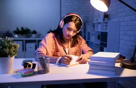 Du học Hàn Quốc có thể giảm chi phí bằng học bổng như thế nào? Từ GPA đến TOPIK