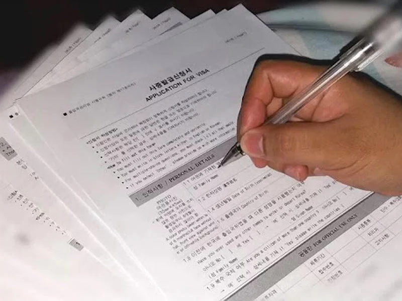 Trên 25 tuổi muốn du học Hàn Quốc: Hồ sơ cần chuẩn bị khác gì so với học sinh mới tốt nghiệp?